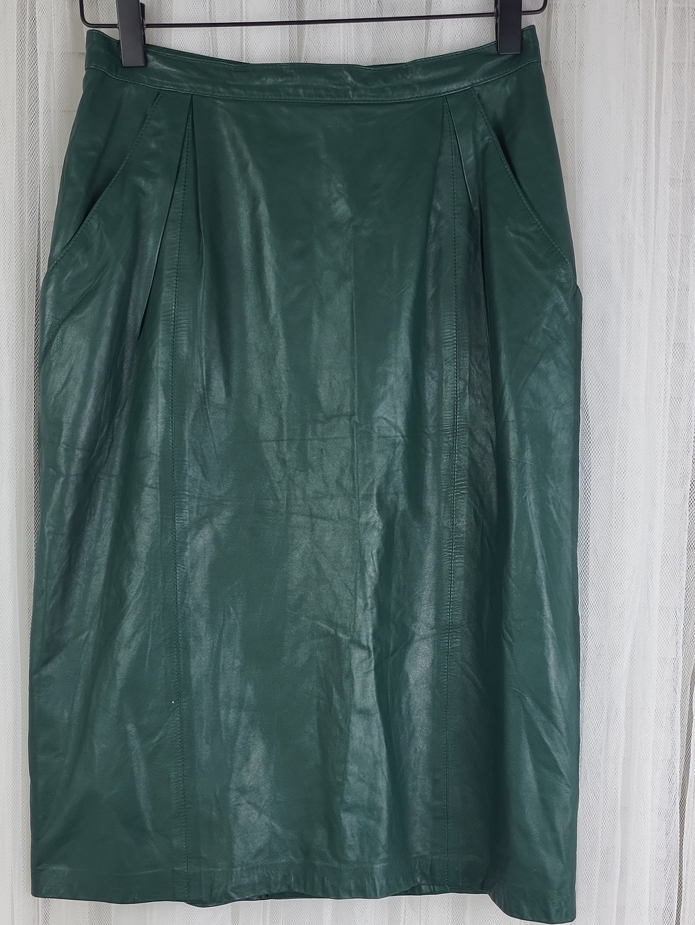 Ruth Wagner 80-th Women's Green Leather Pencil Skirt. Size 8